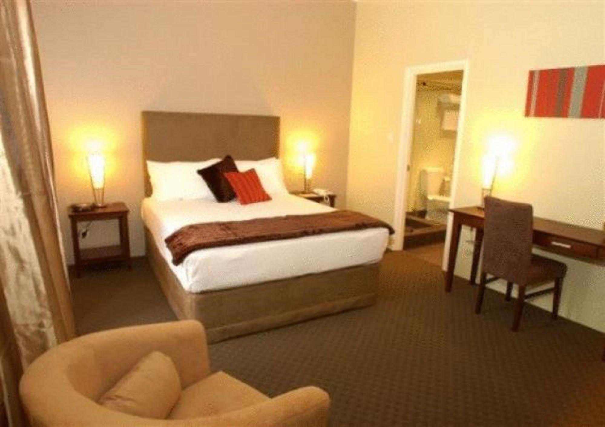 Joondalup City Hotel Perth Eksteriør billede