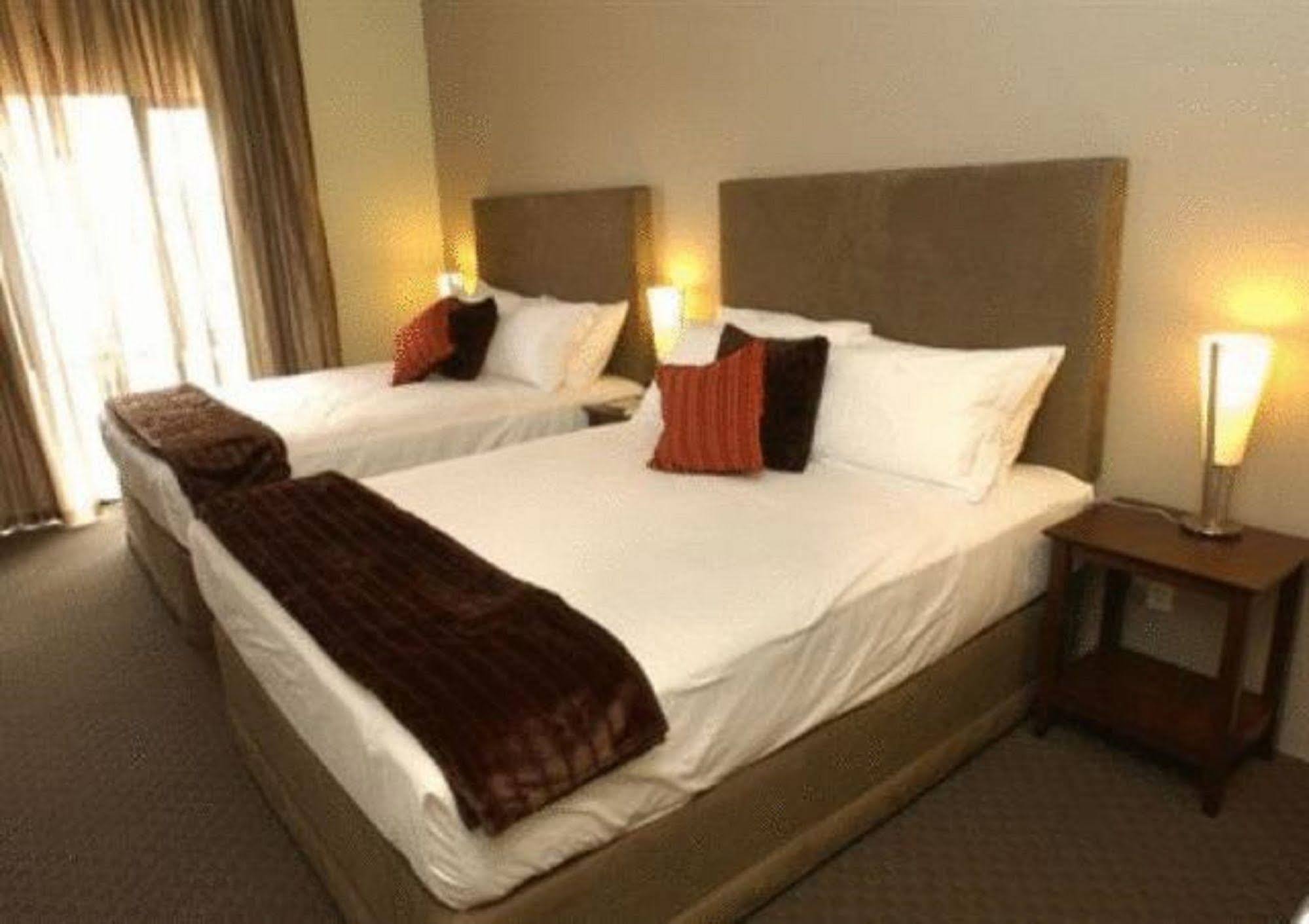 Joondalup City Hotel Perth Eksteriør billede